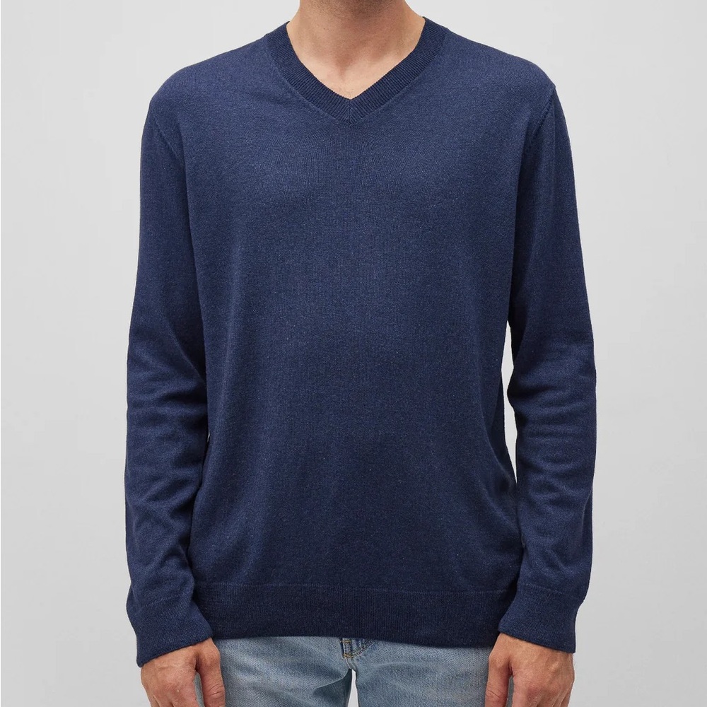 NWT Calvin Klein men's navy blue V-neck long sleeve sweater  size S